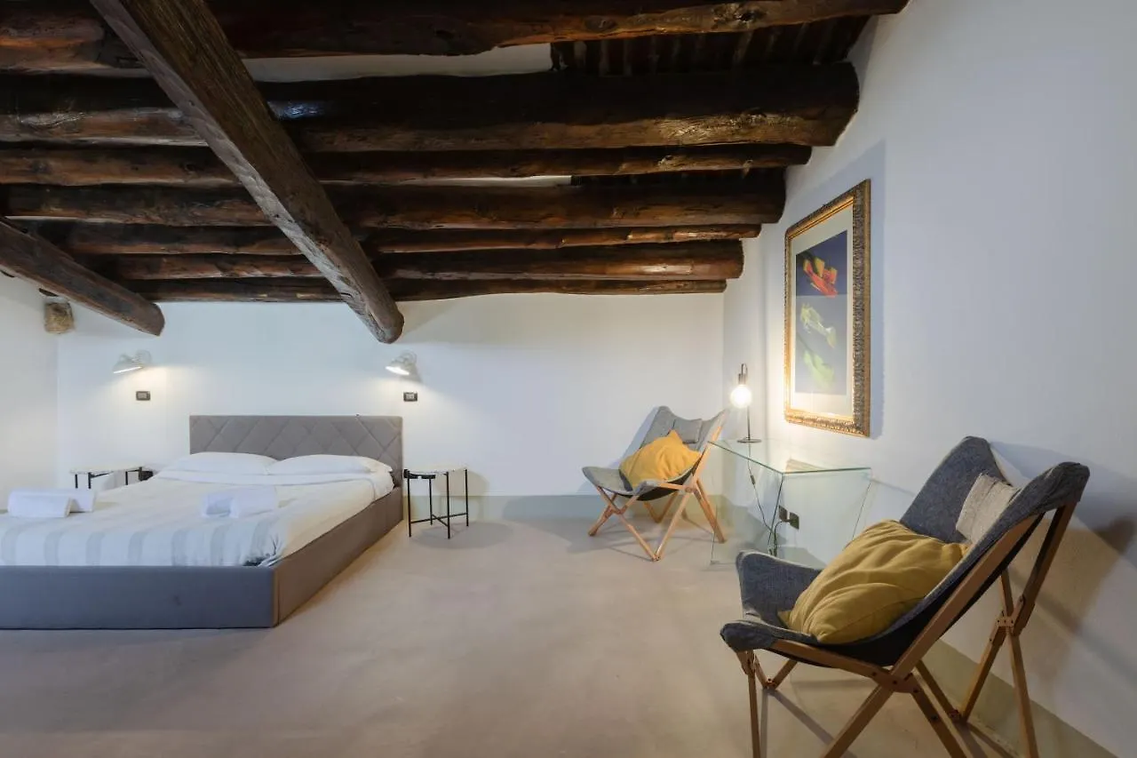 Palazzo Cavarretta - Pinella'S Rooms And Apartment Palermo Guest house
