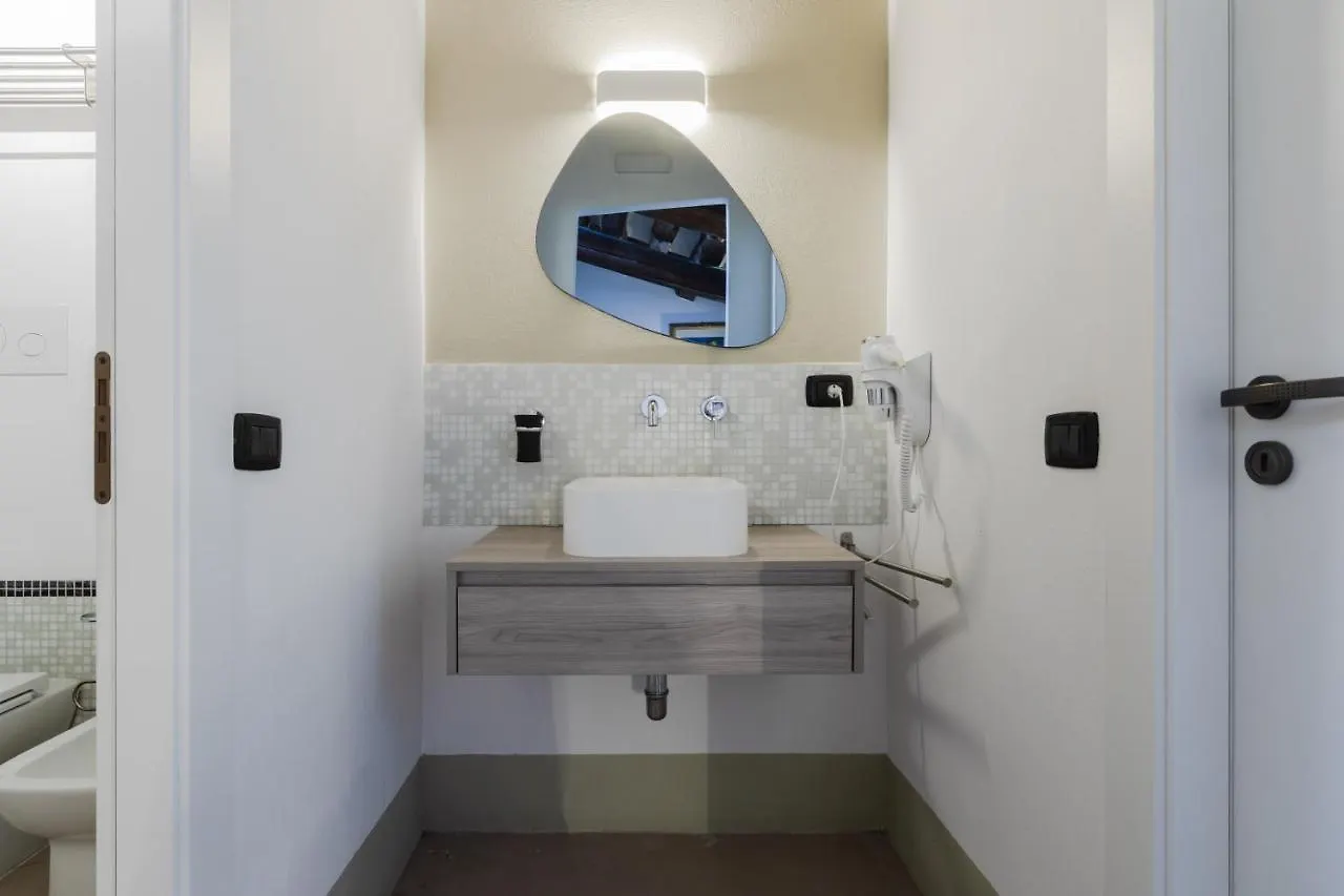 Palazzo Cavarretta - Pinella'S Rooms And Apartment Palermo Guest house